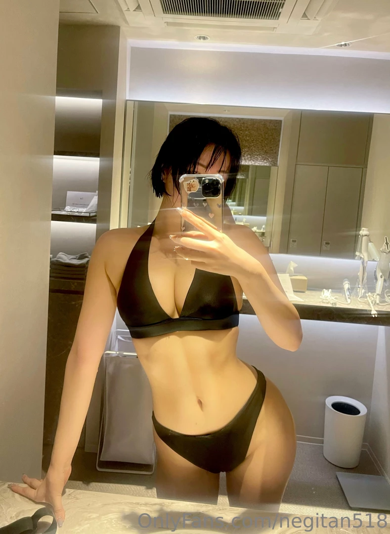22 47 ppv 39 2 i refreshed myself in the sauna no makeup on high part 20 