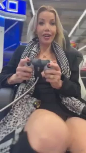 Do you guys like this type of content