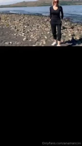 Hi my loves i m doing a road trip through patagonia argentina and i