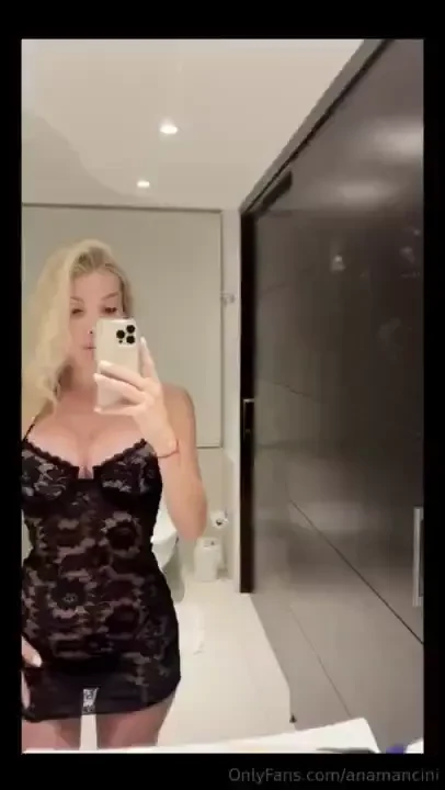 Do you like me in black is one of my favorite color 