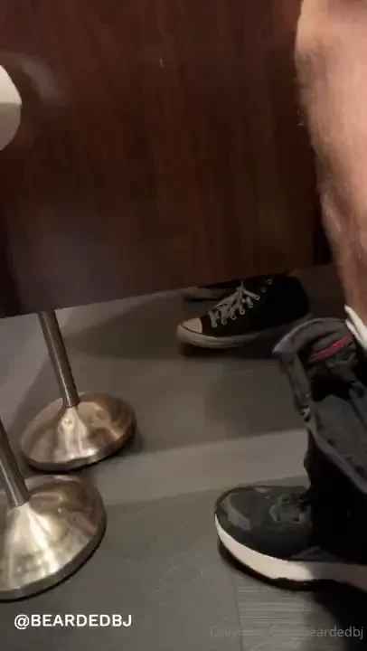 I was staying at a hotel in stamford ct and found the hotel on sniffis 