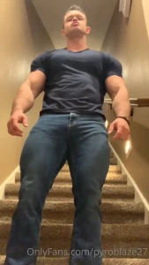 Worship these muscle god steel bouncing his pecs on the stairs