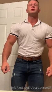 Sexy hunk steel pec popping