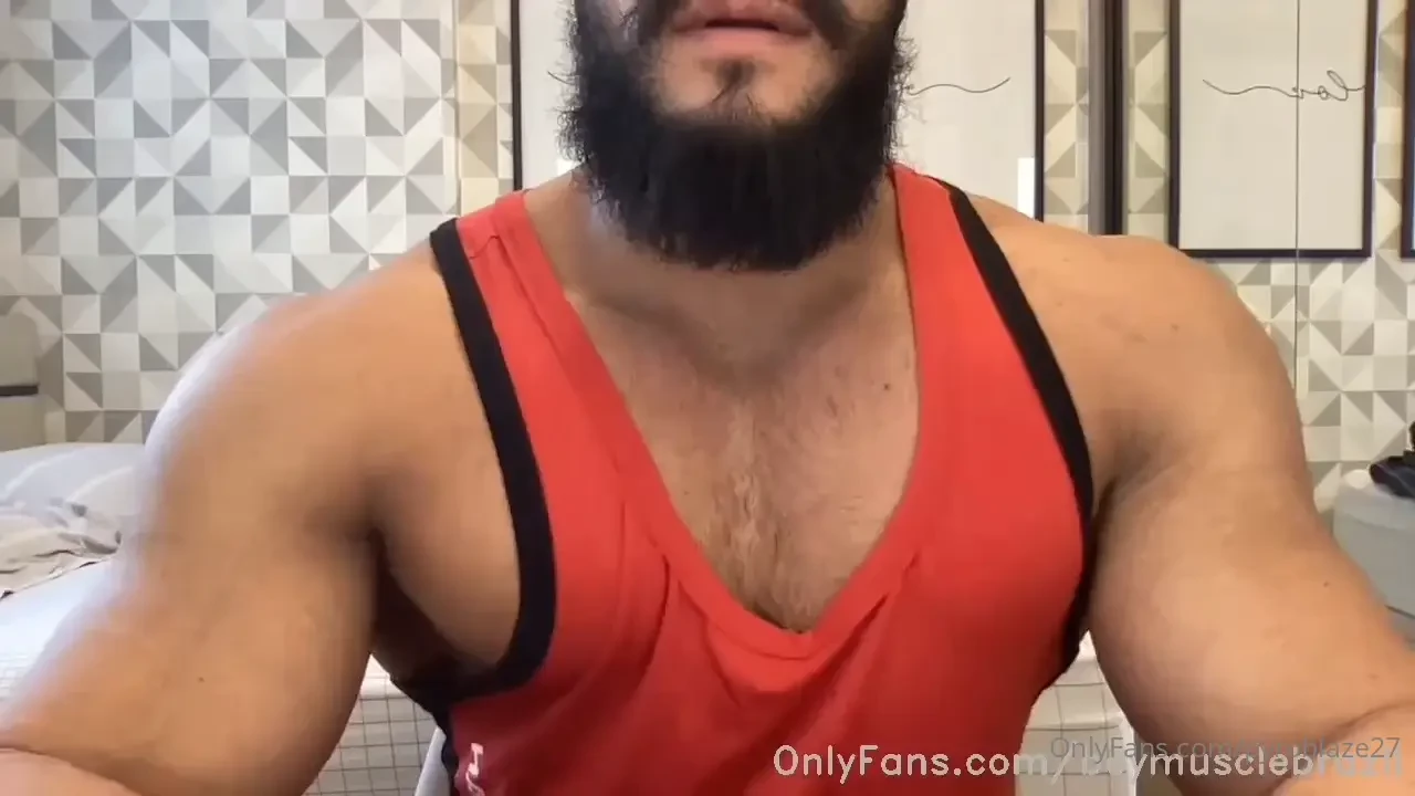 Boymusclebrazil pec dance part 4 