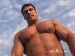 Sexy bodybuilder tarek elsetouhi pec bouncing complexity part 3