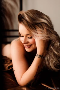 Don t miss as the camera moves and exposes my naked body for you part 1