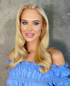 Like time want a hot surprise from me then like my last 15 posts and