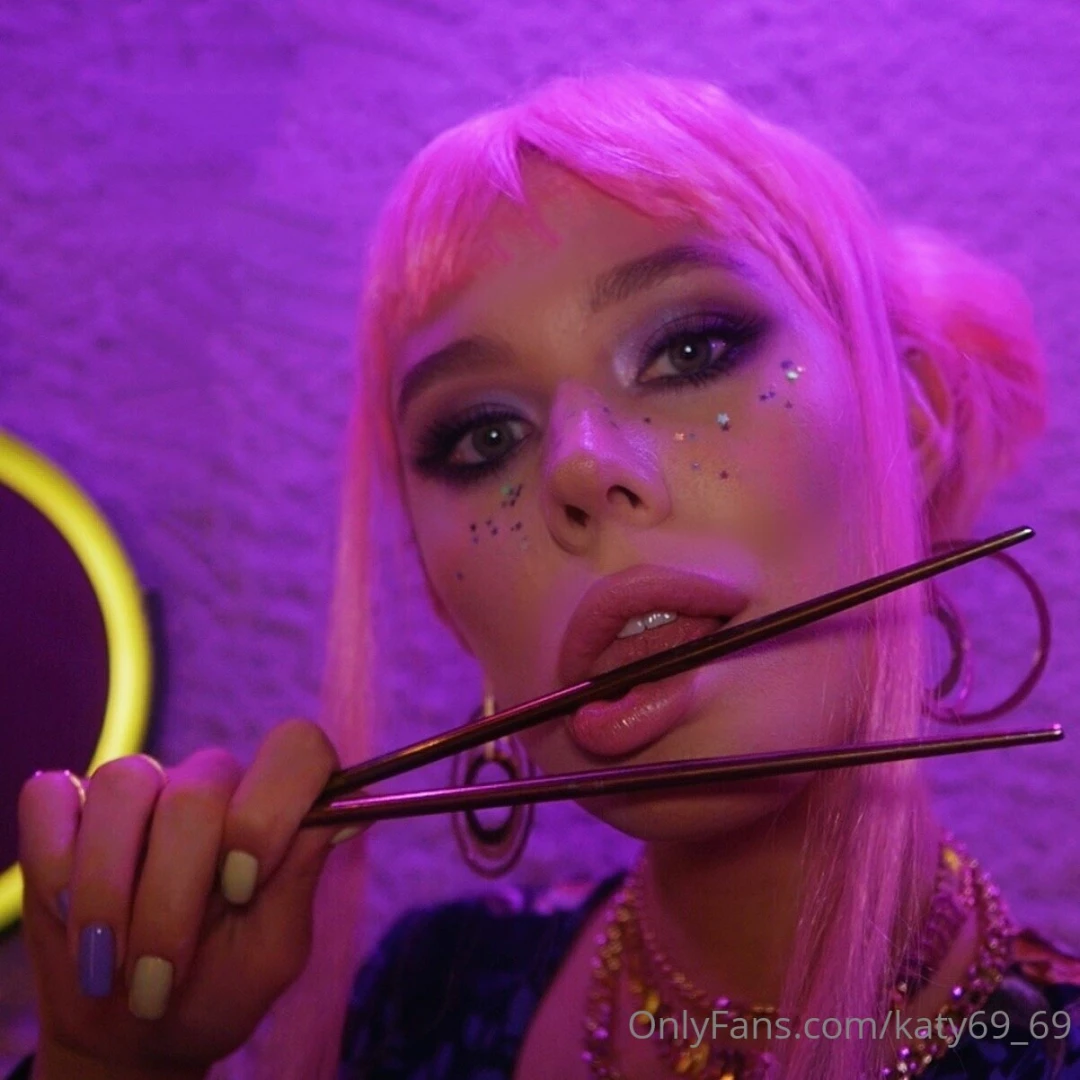I have a bad habit - i like to constantly lick everything whatever it 