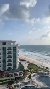 Hi just got back from an amazing girls weekend in mexico unfortunately