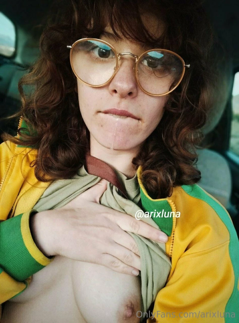 No te da morbo pensar en correrte en mis gafitas 