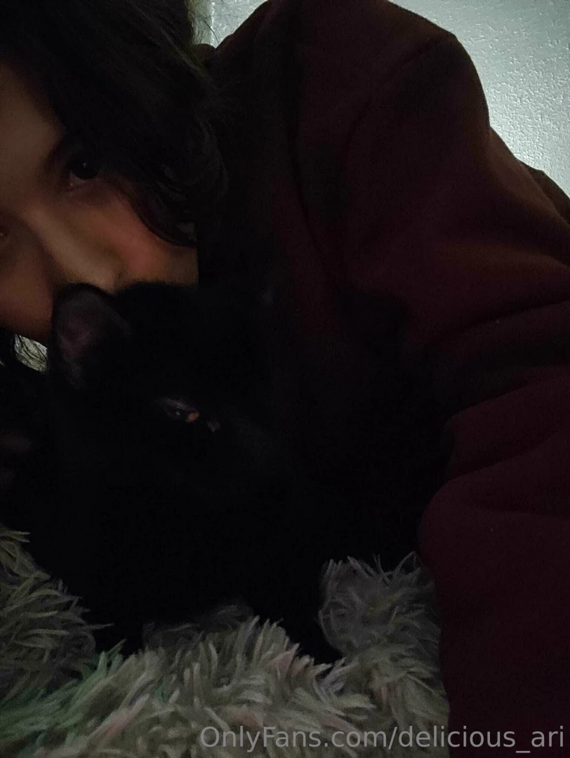 Este mes me ver is jugar con un dildo me gustan los animalitos 