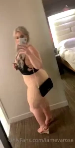 Who wants to see how massive my ass looks in this outfit i ll upload a