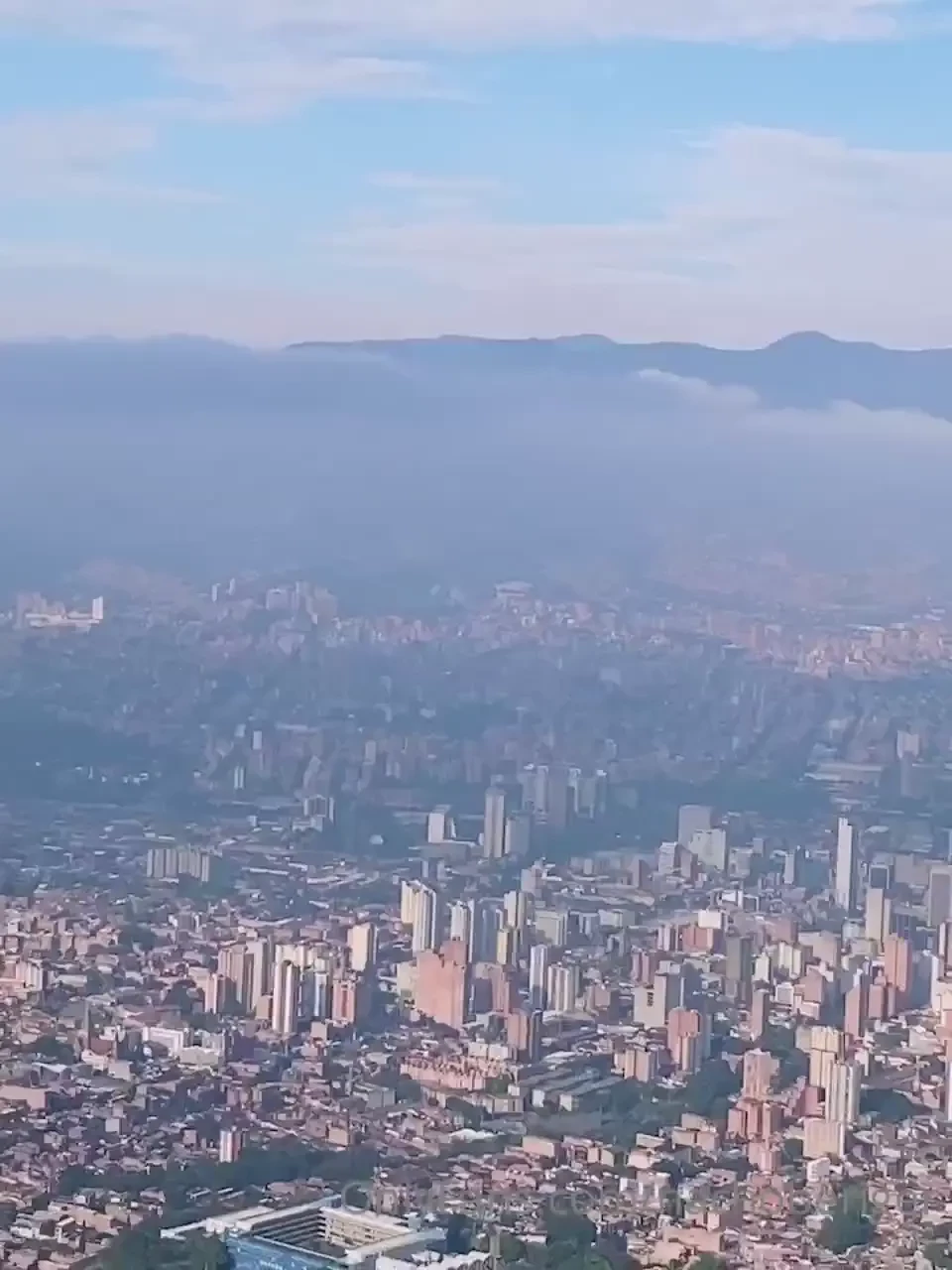 Desde esta monta a quiero follarme dos nalgones para mi part 1 