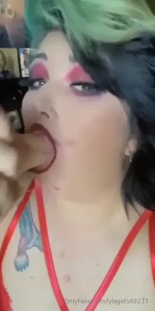 Do you love a drooly mess like me 