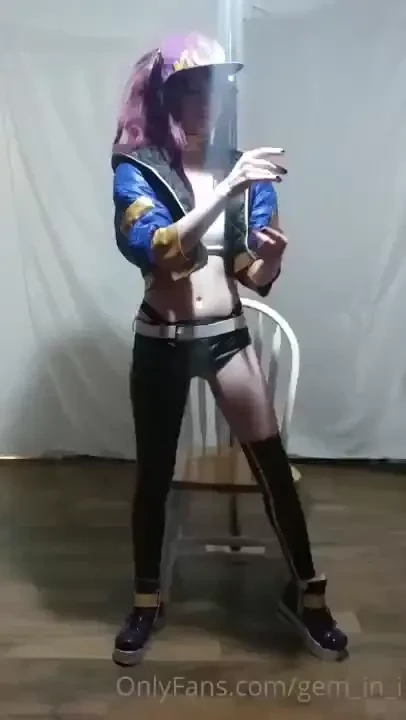 Akali dance commission puppet control video i did for an akali fan she 