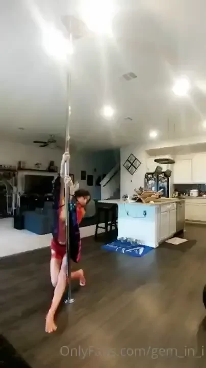 Its been a while since i danced for you please enjoy this quick exeprt 
