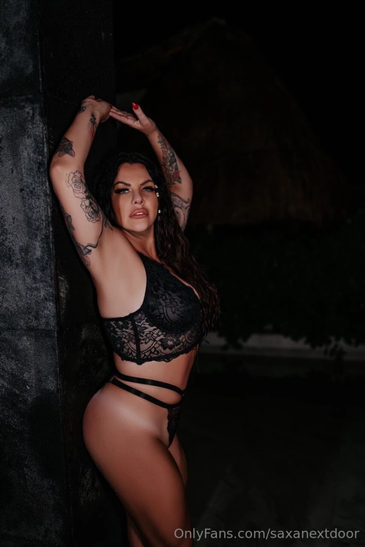 Join me in the shower vipsaxanextdoor 