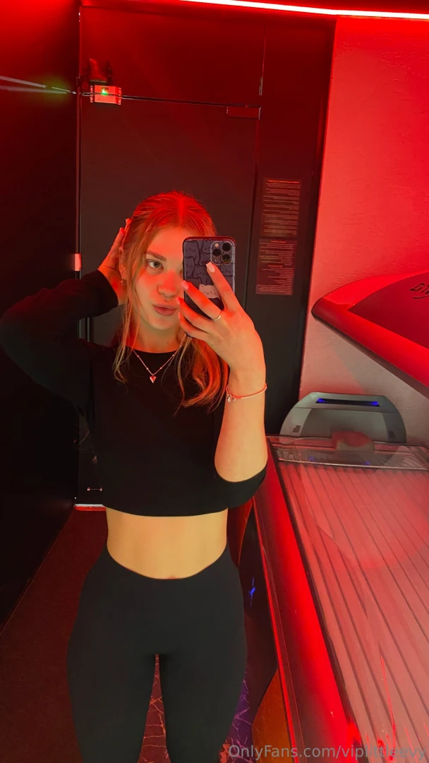 Hey friends i ve got exciting news i m planning a live broadcast on 