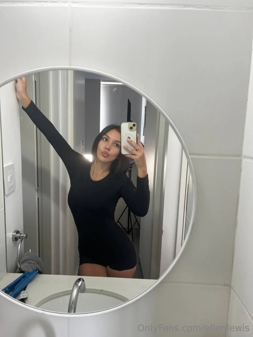 The mirror can t get enough and neither can you 