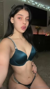 Going to bed sooo horny