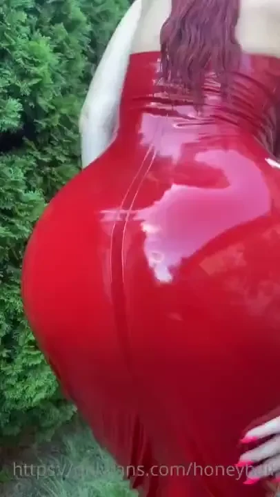 I love touching these globes 