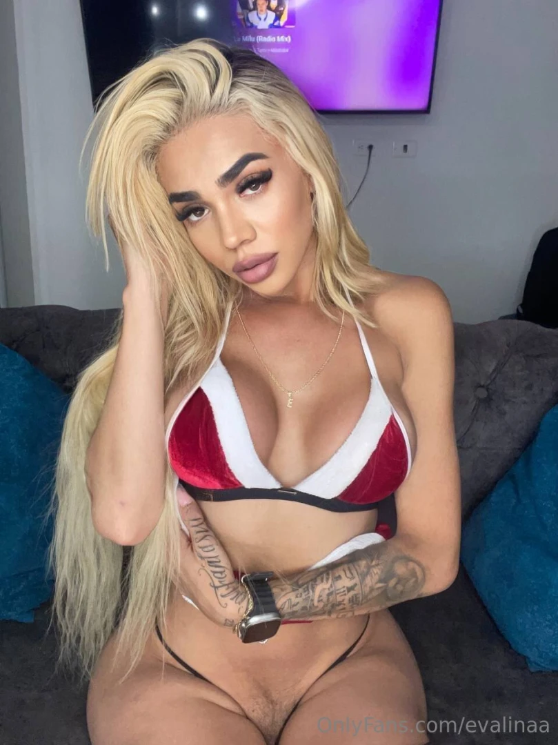 Wanna spend the chrstimass together my whore 