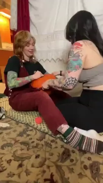 No one tell natie i suggested 10 ceressinclair smut_therapy also yah 