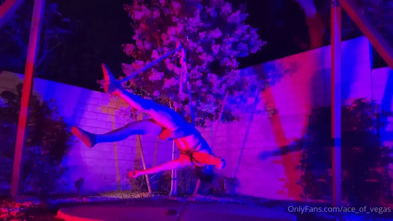 Naked shibari self-suspension 