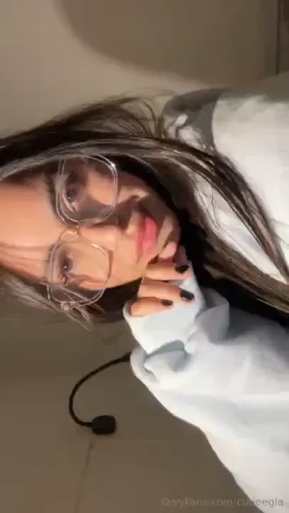 Trying to be cute lool 