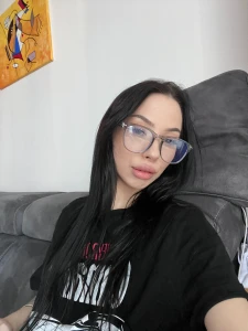 Sitting here studying english so much homework my brain s melting