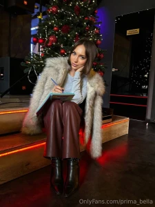 This is what the editor-in-chief s job looks like i m only missing a