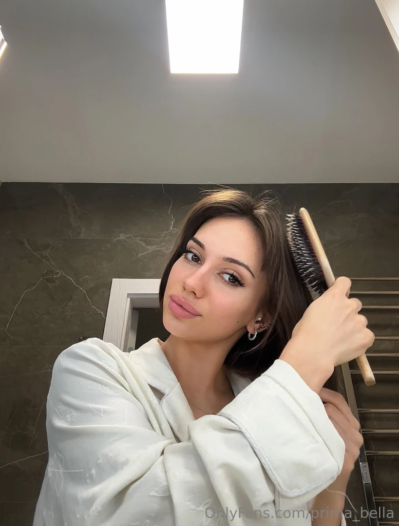 It s nice to be a girl a few minutes to yourself part 1 