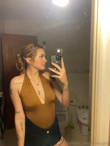 Go ahead i dont mind you staring too much my side profile s just the