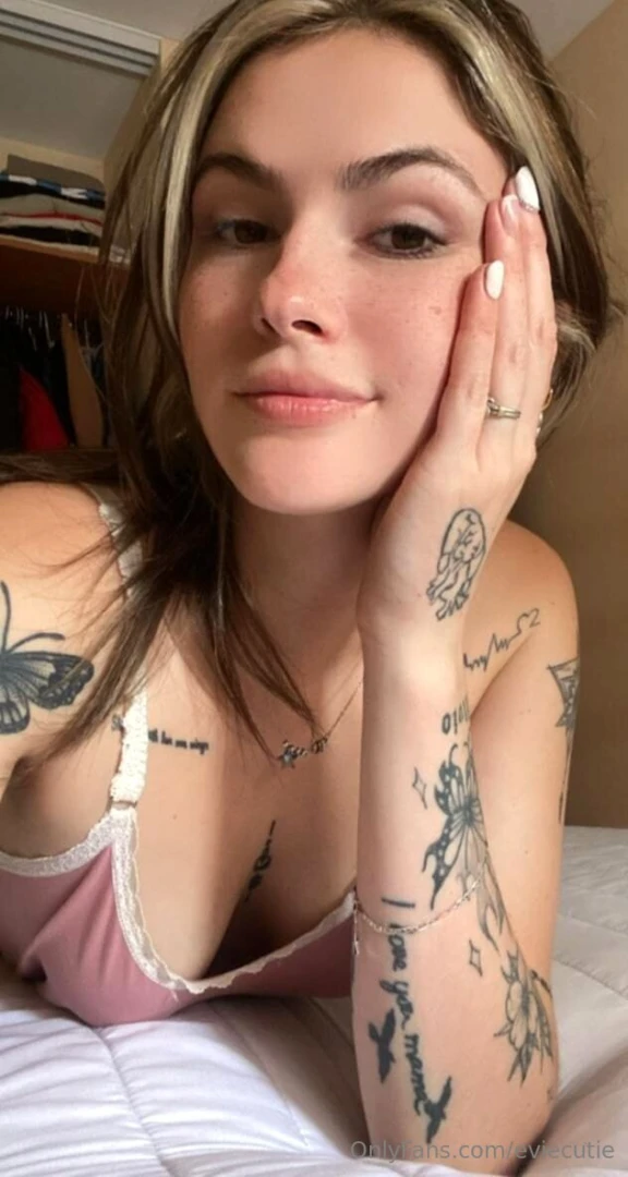 Yes this is my good side thanks for asking 