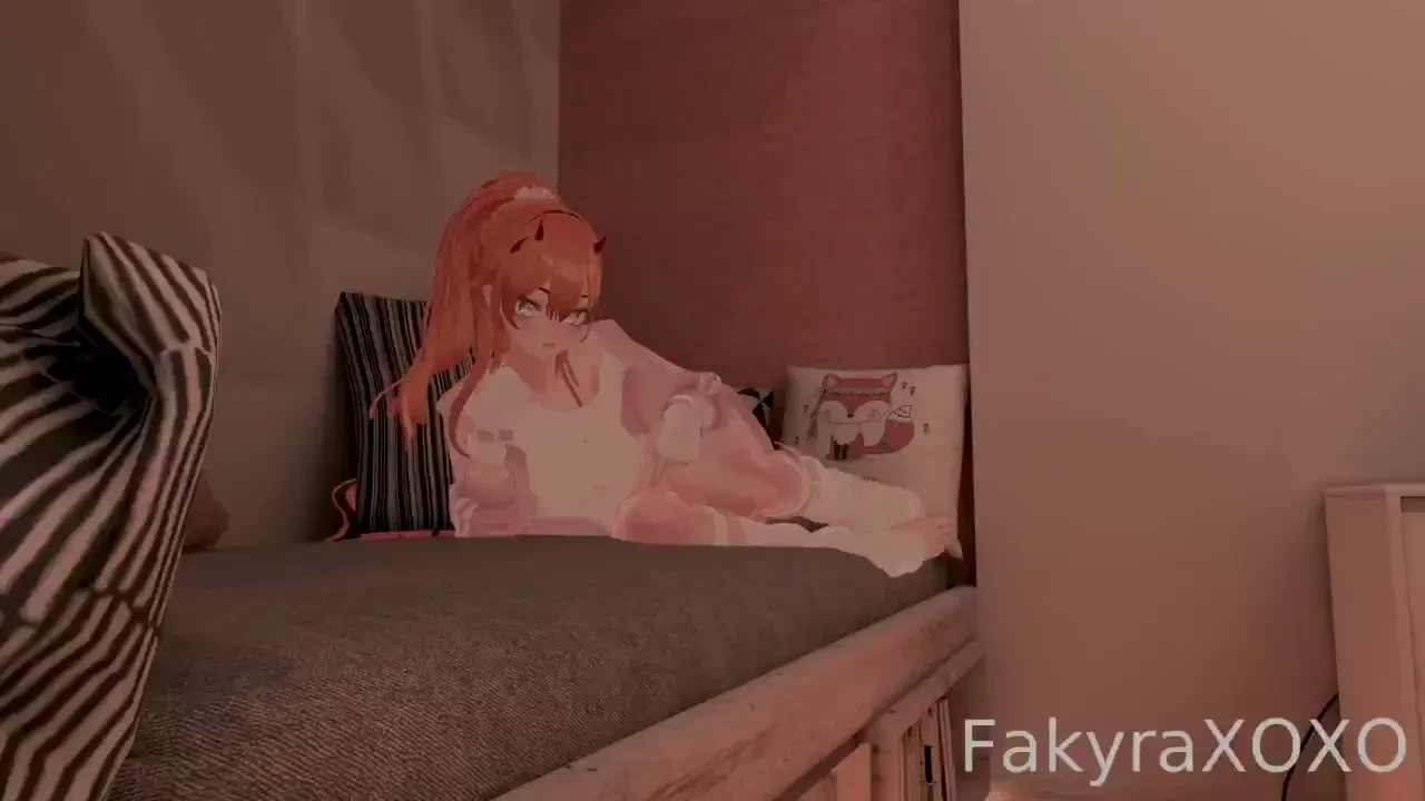 I think she s into you 