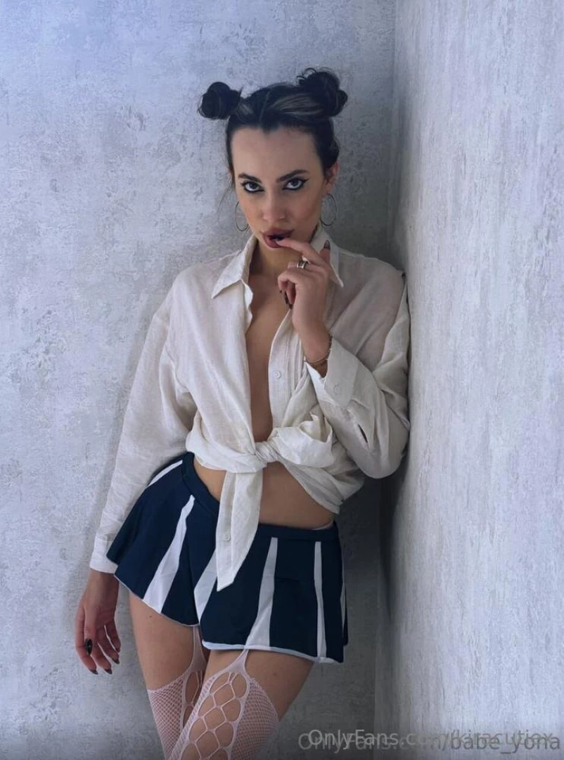 Stop scrolling babe_yona she is waiting for you babe_yona join this part 99 