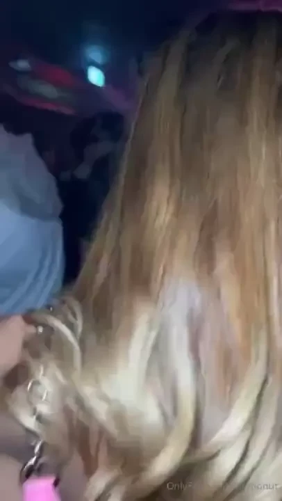 Spicy friday night with a sexy girl dancing would you like to party 