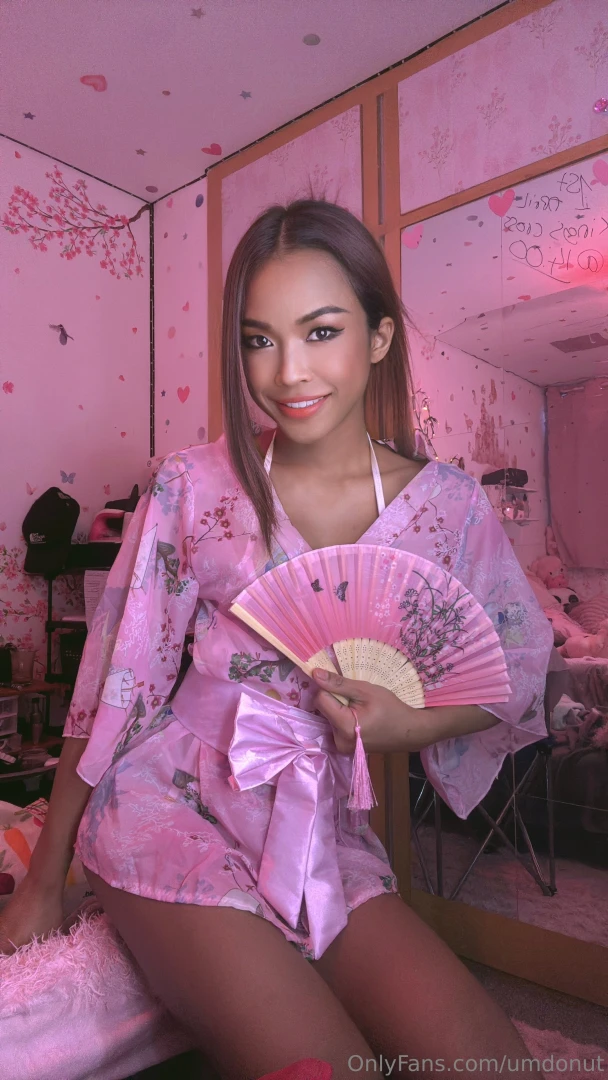 My fan isn t the only thing opening tonight 