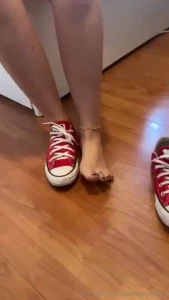 Sneakers off opss no socks