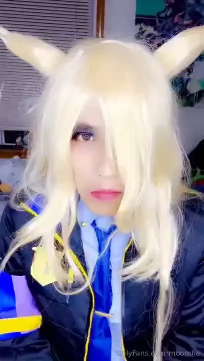 Alright crook you going to go quietly or resist 