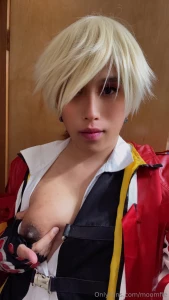 A leo tit in these trying times