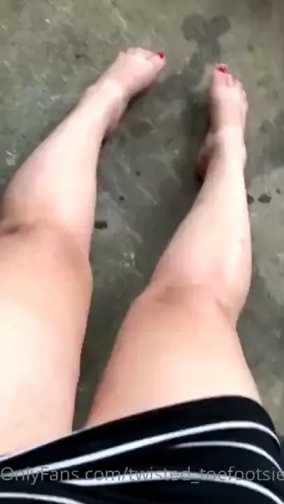 For my foot and thigh lovers 