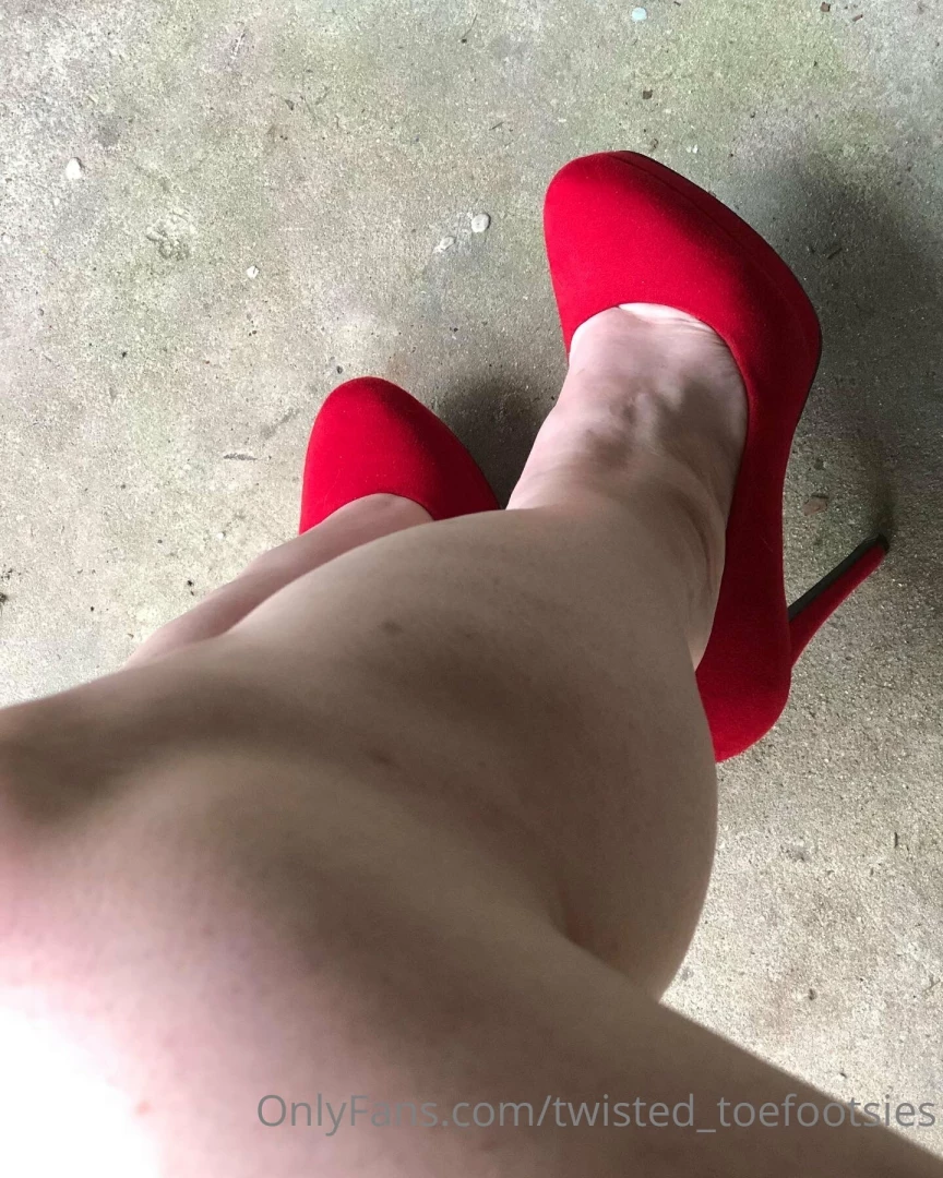 Felling sexy part 2 