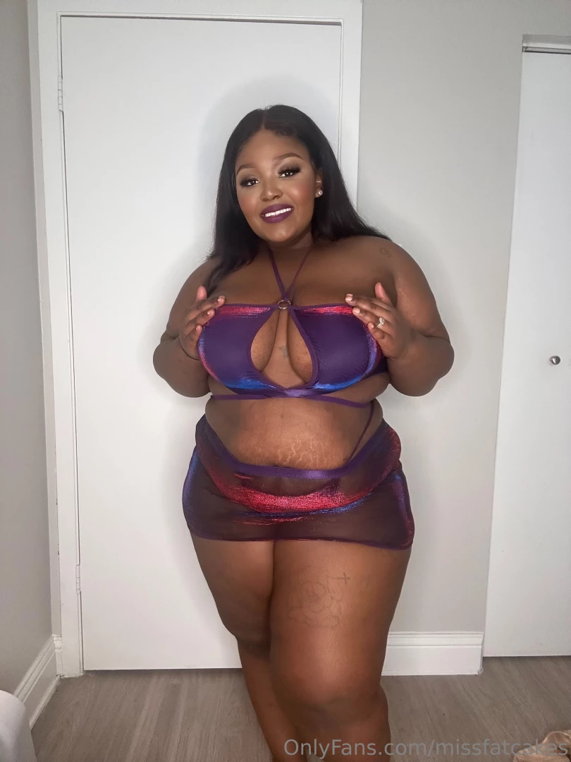 Who s online the first fan to tip 10 gets 2000 worth of my porn my 