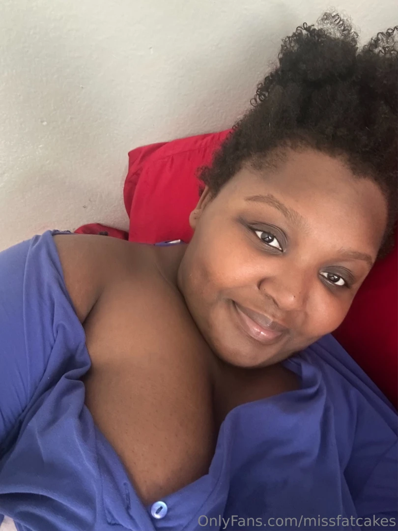 Hey babes it s a slow sunday and i m in no rush to leave bed should i part 1 