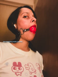 Ballgag gagged