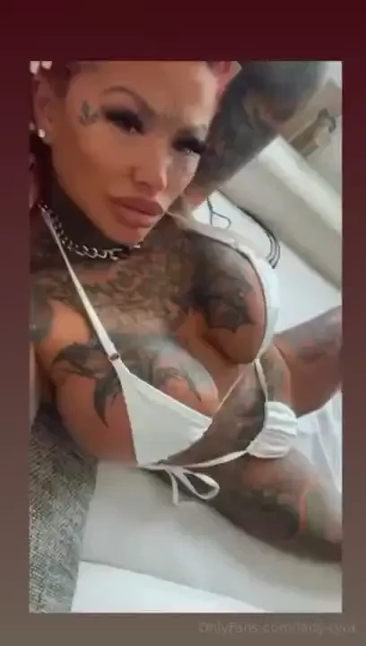 Look at my huge round big fake tits and i will double pump my fake 