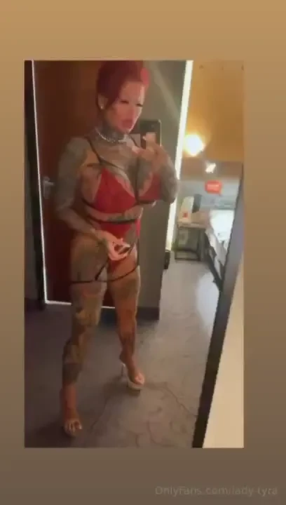 I m ready to fuck and if you want to see more write to me 