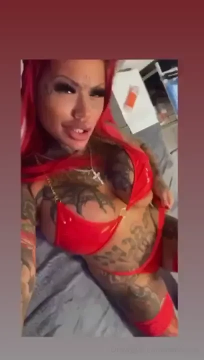 I ll spread my legs for you come here and fuck me 