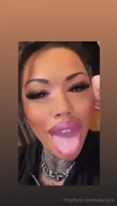 You like my big fake lips